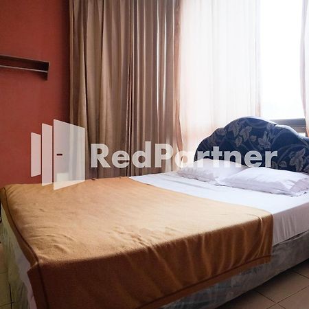 Sparkling Hotel RedPartner Surabaya Eksteriør billede