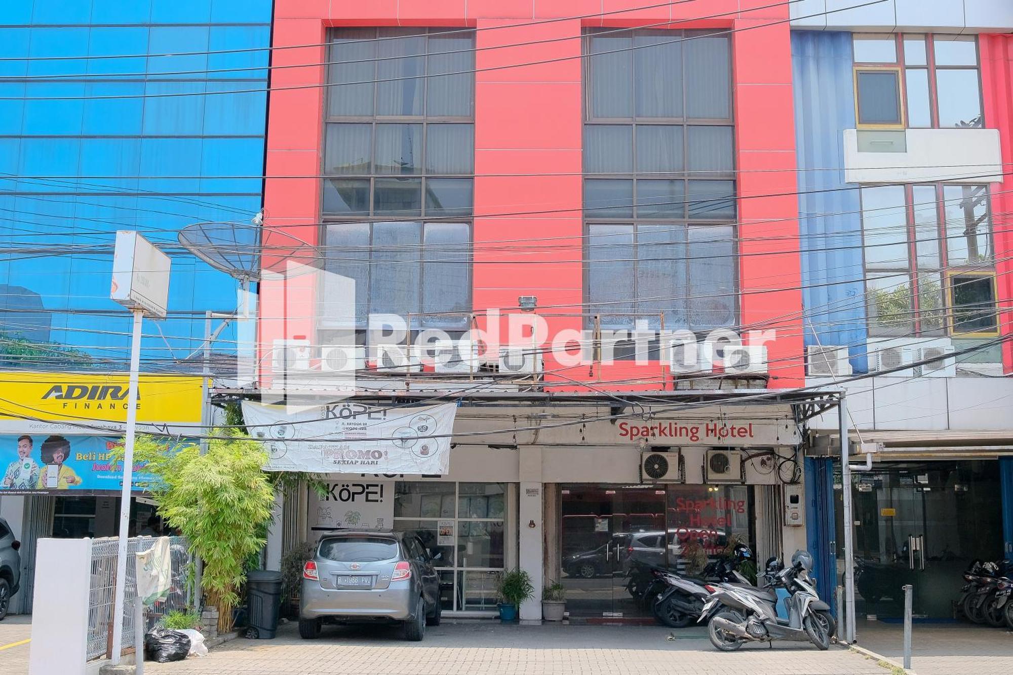 Sparkling Hotel RedPartner Surabaya Eksteriør billede